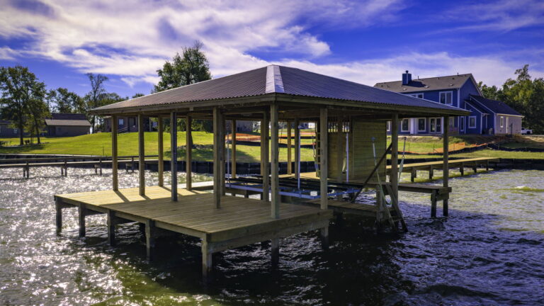 lake-livingston-boathouse-construction60